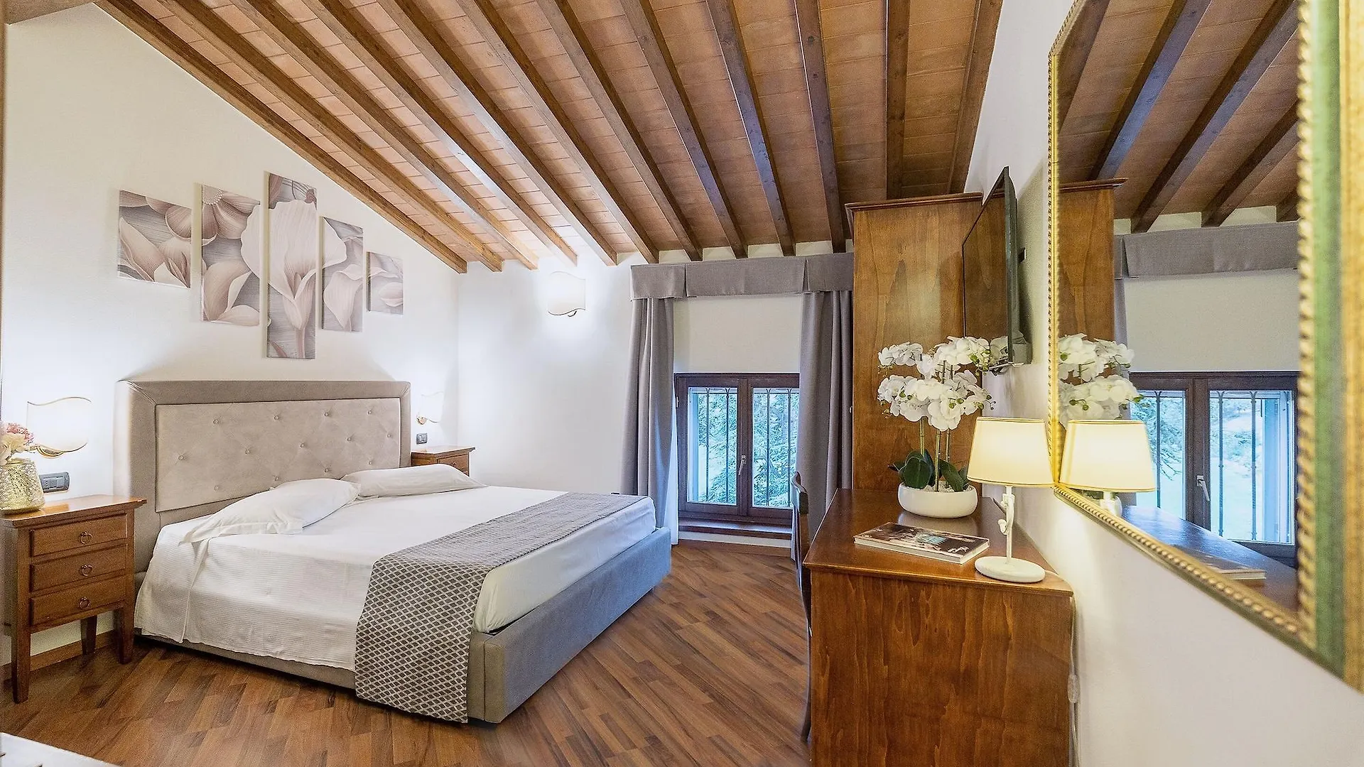 Hotel Villa Cariola Caprino Veronese 4*,