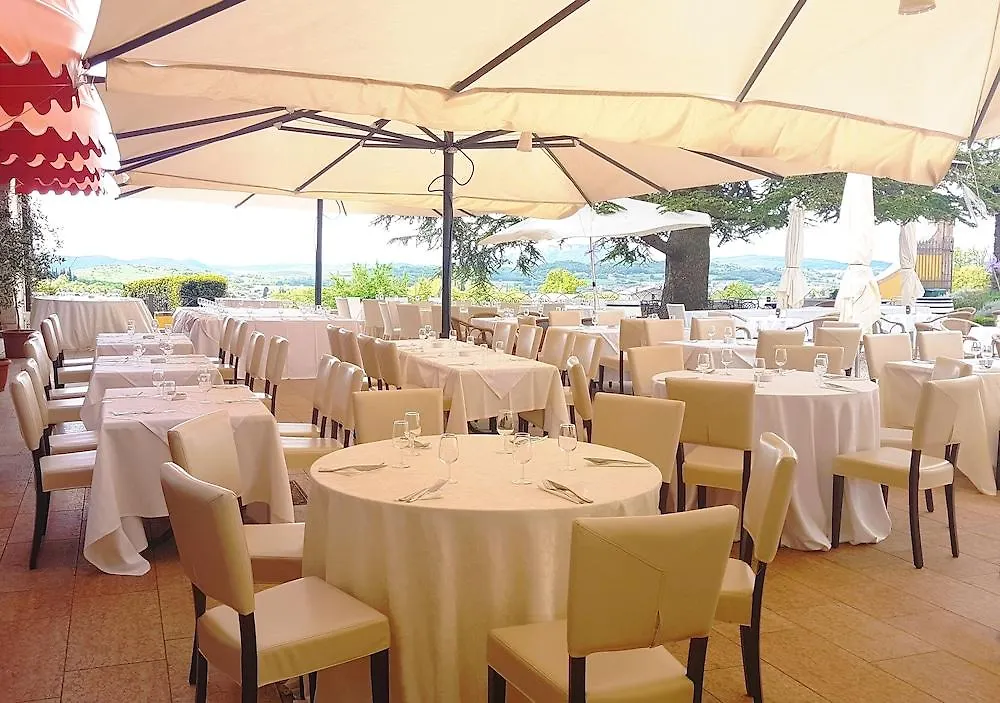 Hotel Villa Cariola Caprino Veronese 4*,  Italy